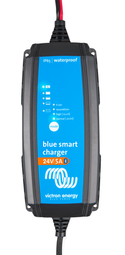 1459860239_upload_documents_775_500-Blue-Smart-Charger-24V-5A_top