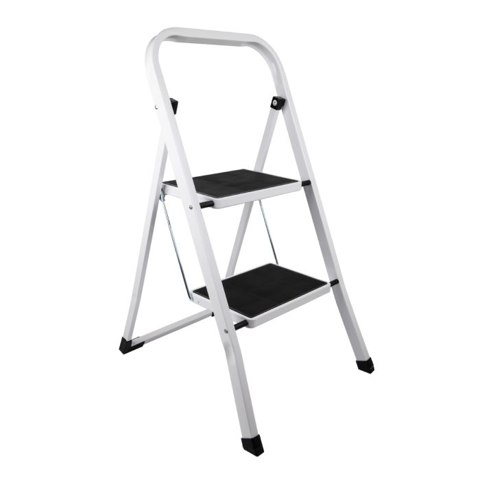 A Scend 2 Step Ladder With Non Slip Steps