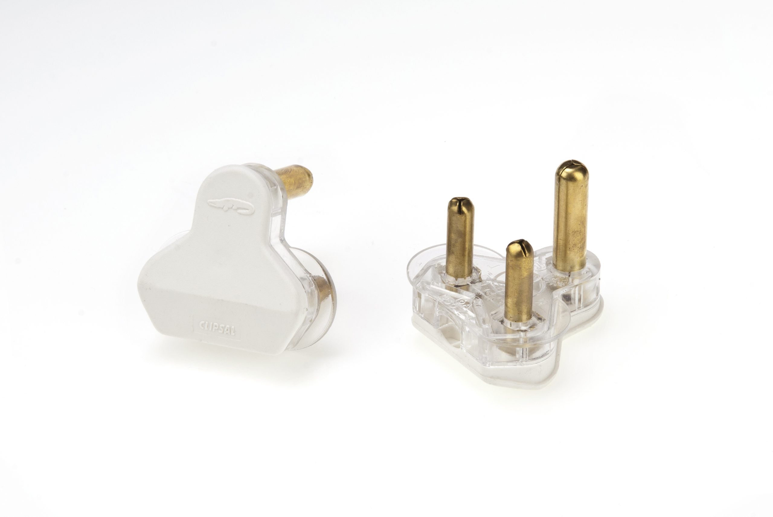 16Amp Hollow Pin White Plug Top